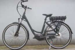 Praktisk el-cykel – Model SG Bat med centermotor